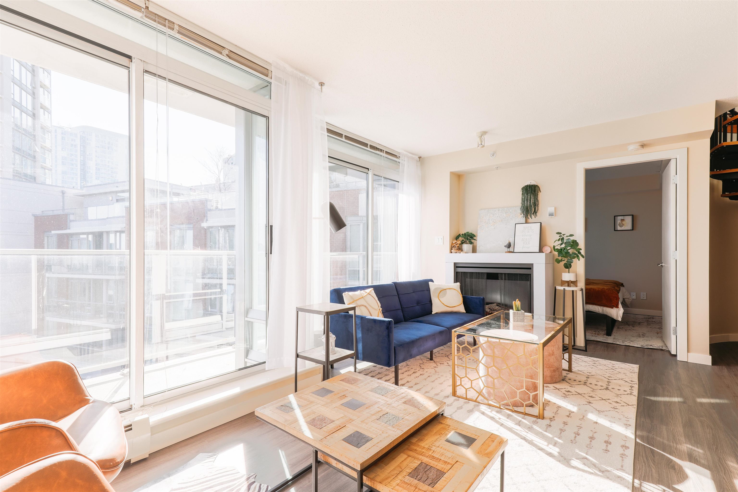 711 618 Abbott Street - MLS&reg; # R3158249
