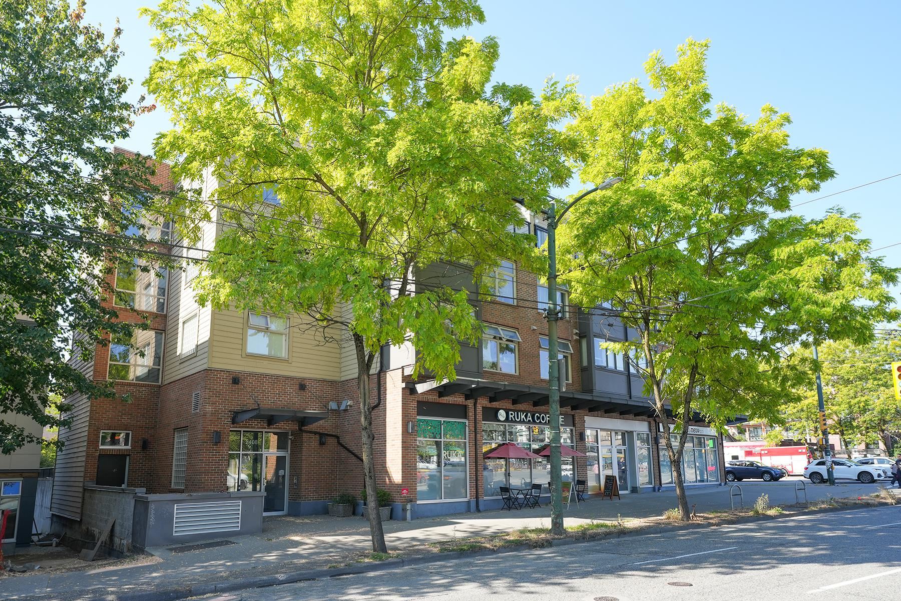 403 2408 Broadway  - MLS&reg; # R3158320