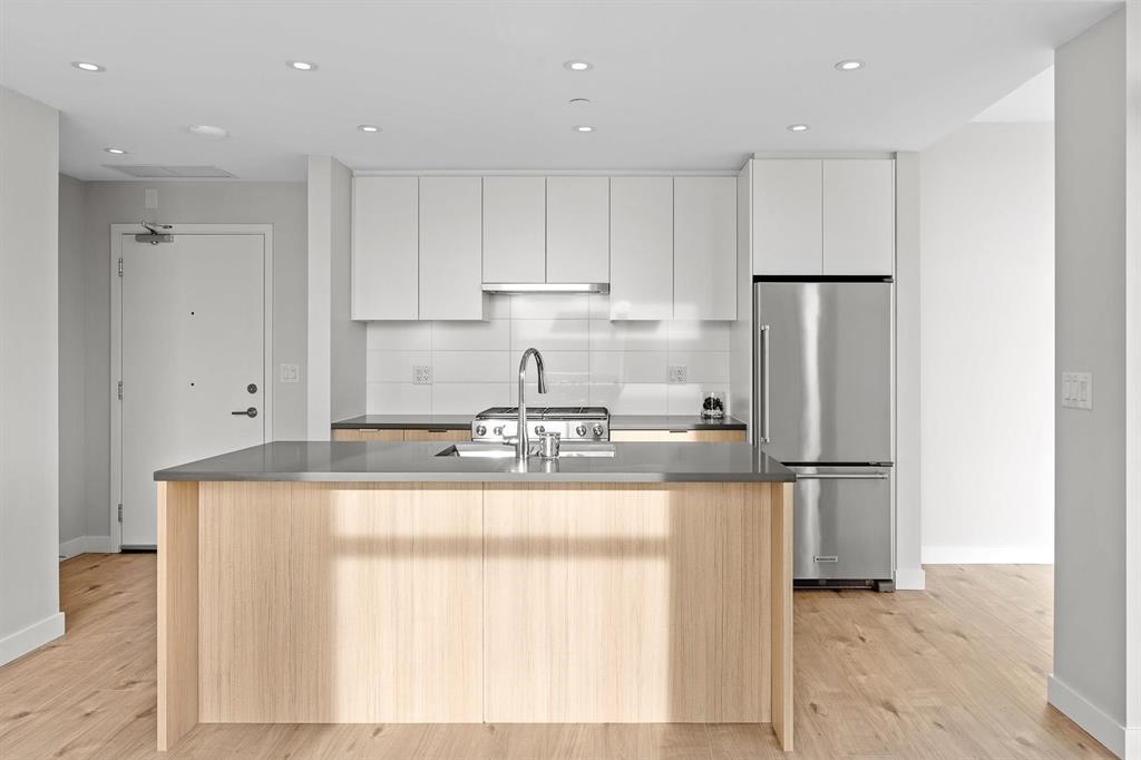 210X 3430 Kent South Avenue - MLS&reg; # R3159389