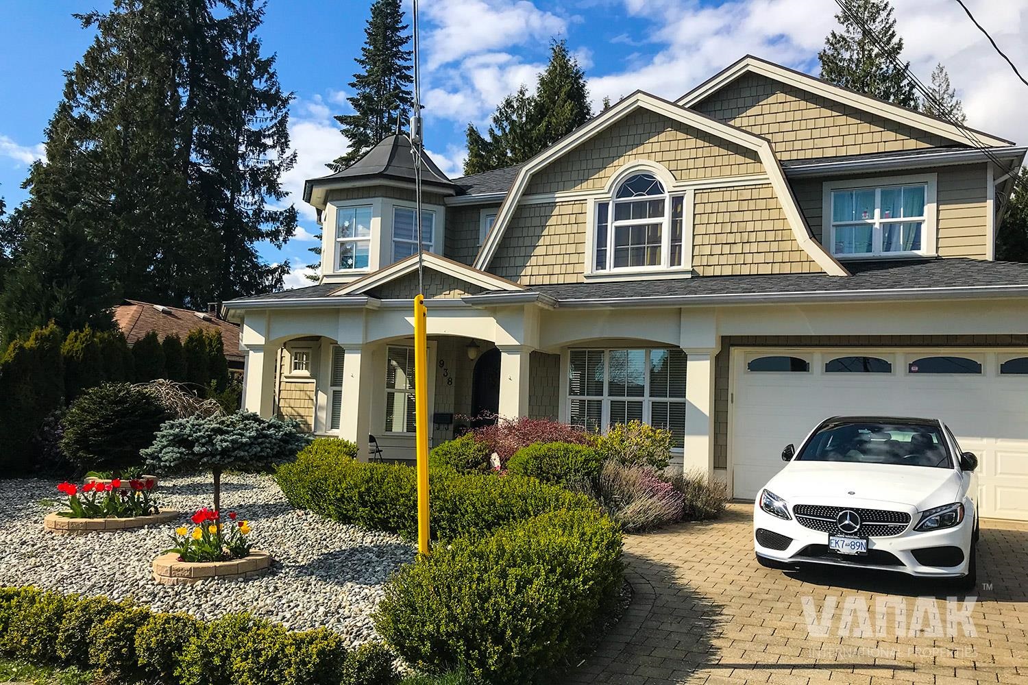 Basement 938 Handsworth Road - MLS&reg; # R3160083