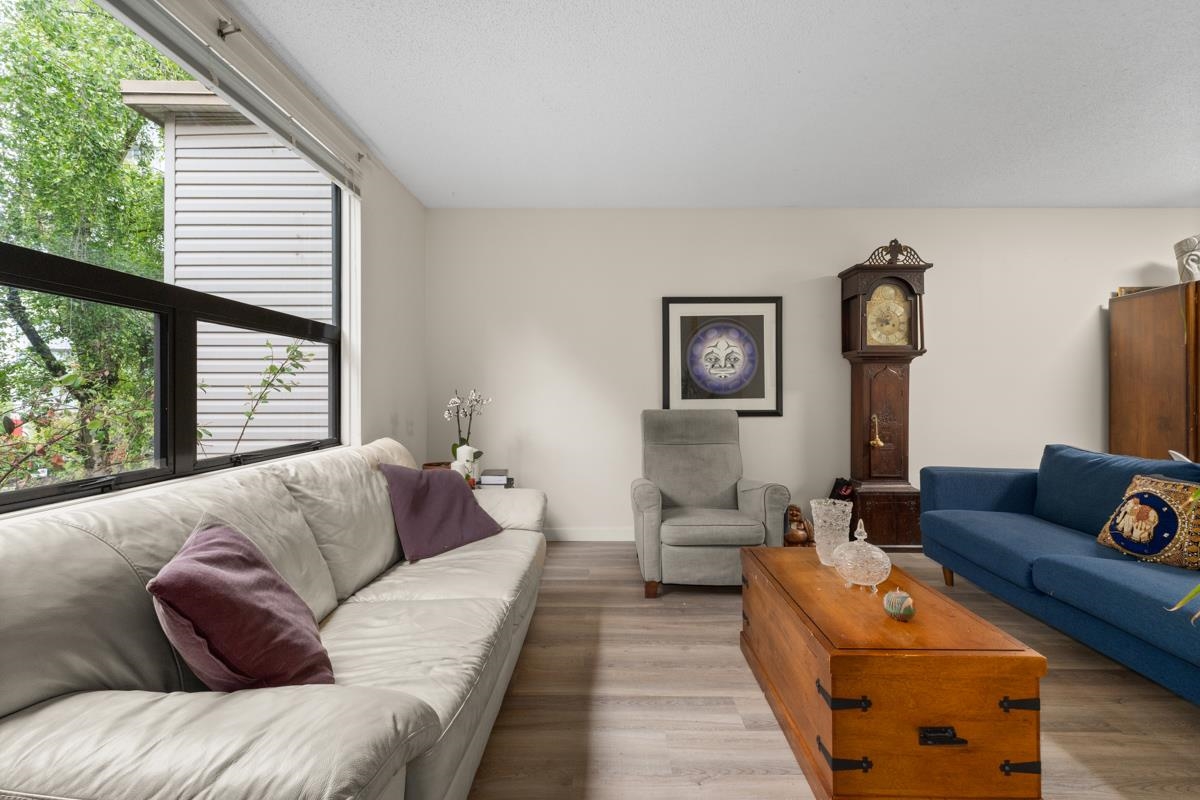 202 1080 Broughton Street - MLS&reg; # R3160265