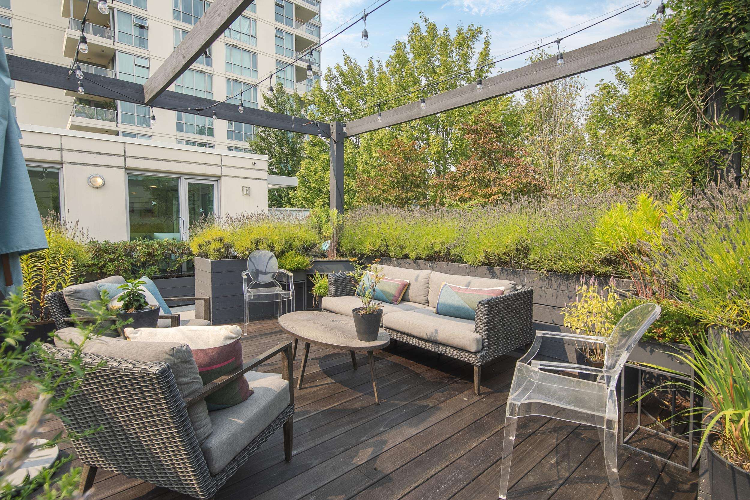 306 125 Milross Avenue - MLS&reg; # R3160457