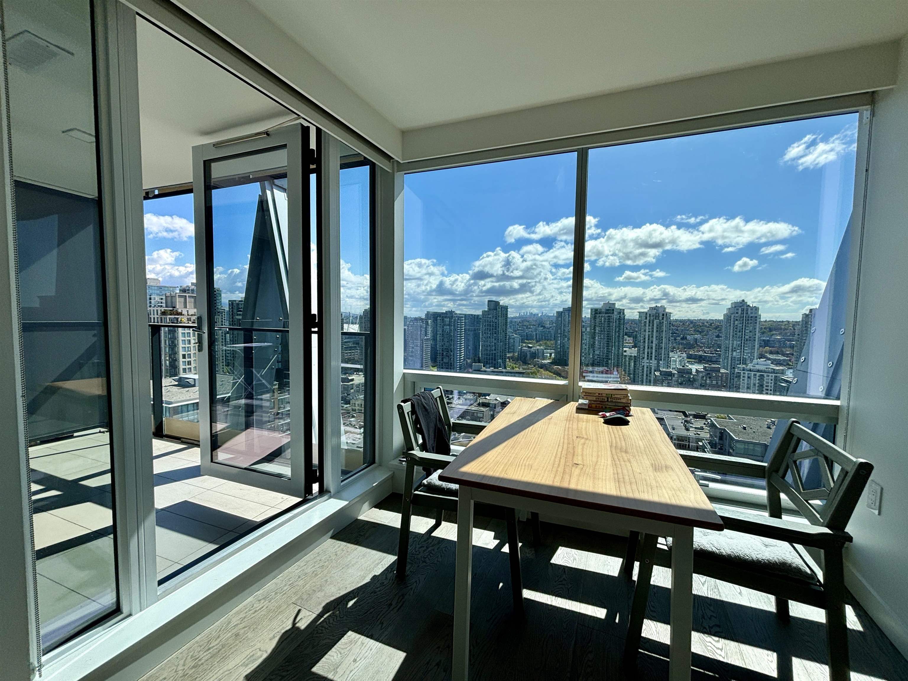  1111 Richards Street - MLS&reg; # R3161973