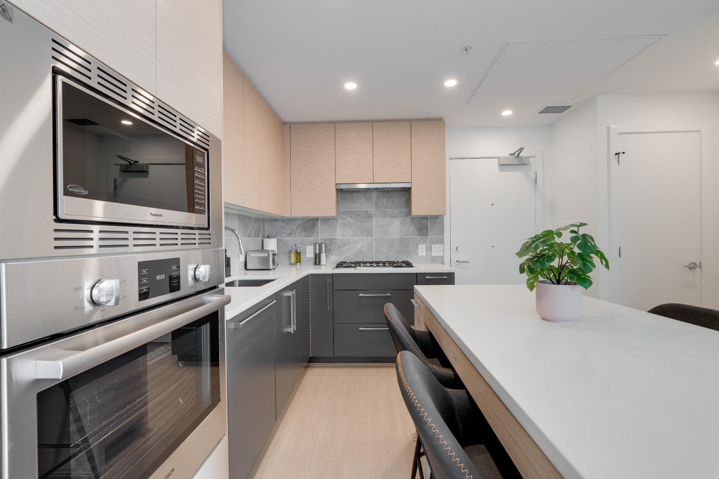 213 8888 Osler Street  - MLS&reg; # R3162438