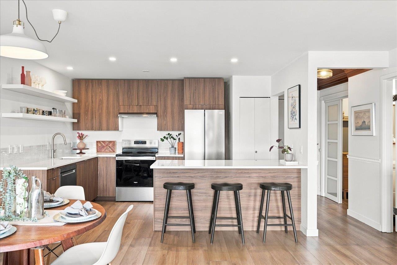207 236 2nd Street - MLS&reg; # R3162583