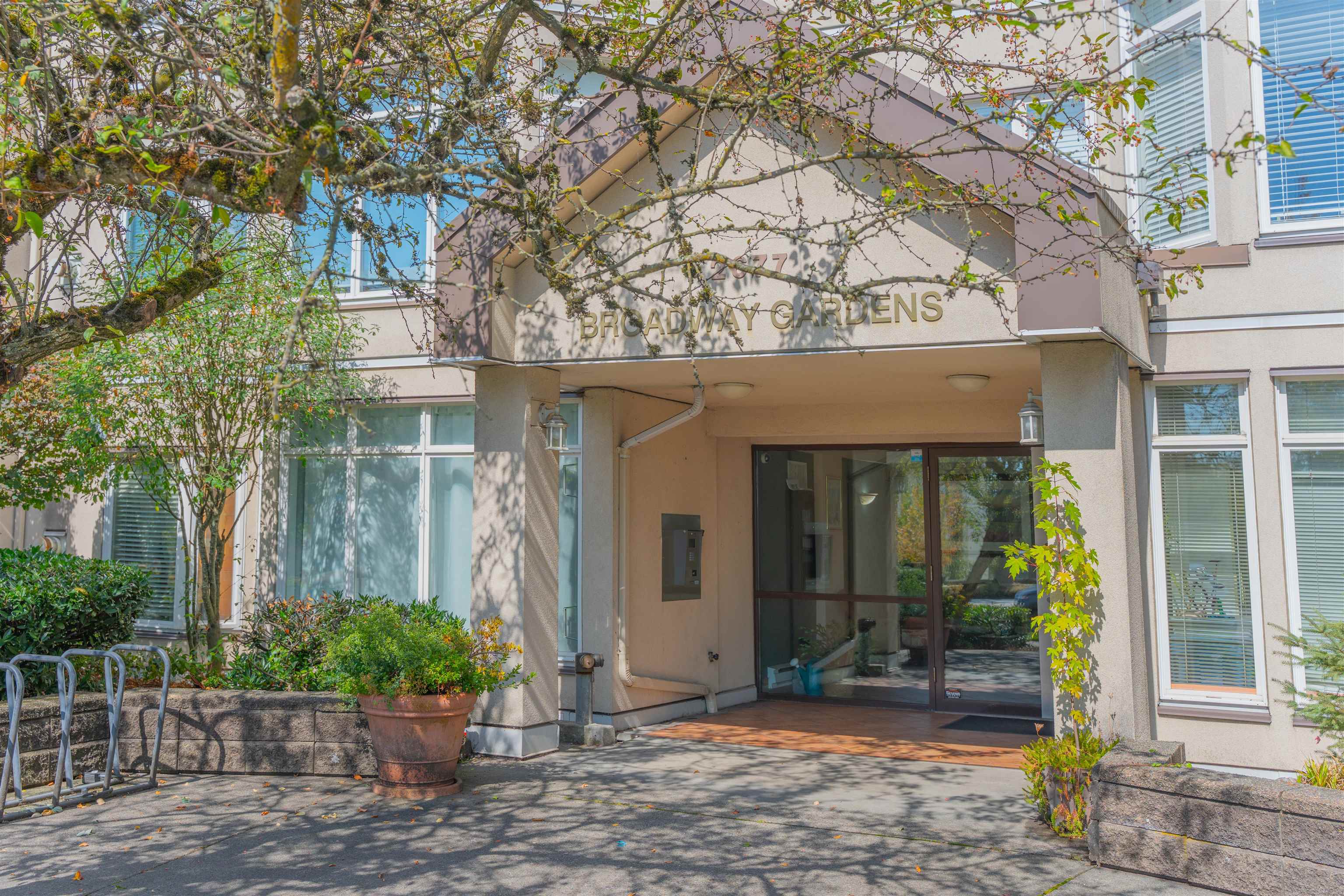 309 2677 E Broadway  - MLS&reg; # R3163021