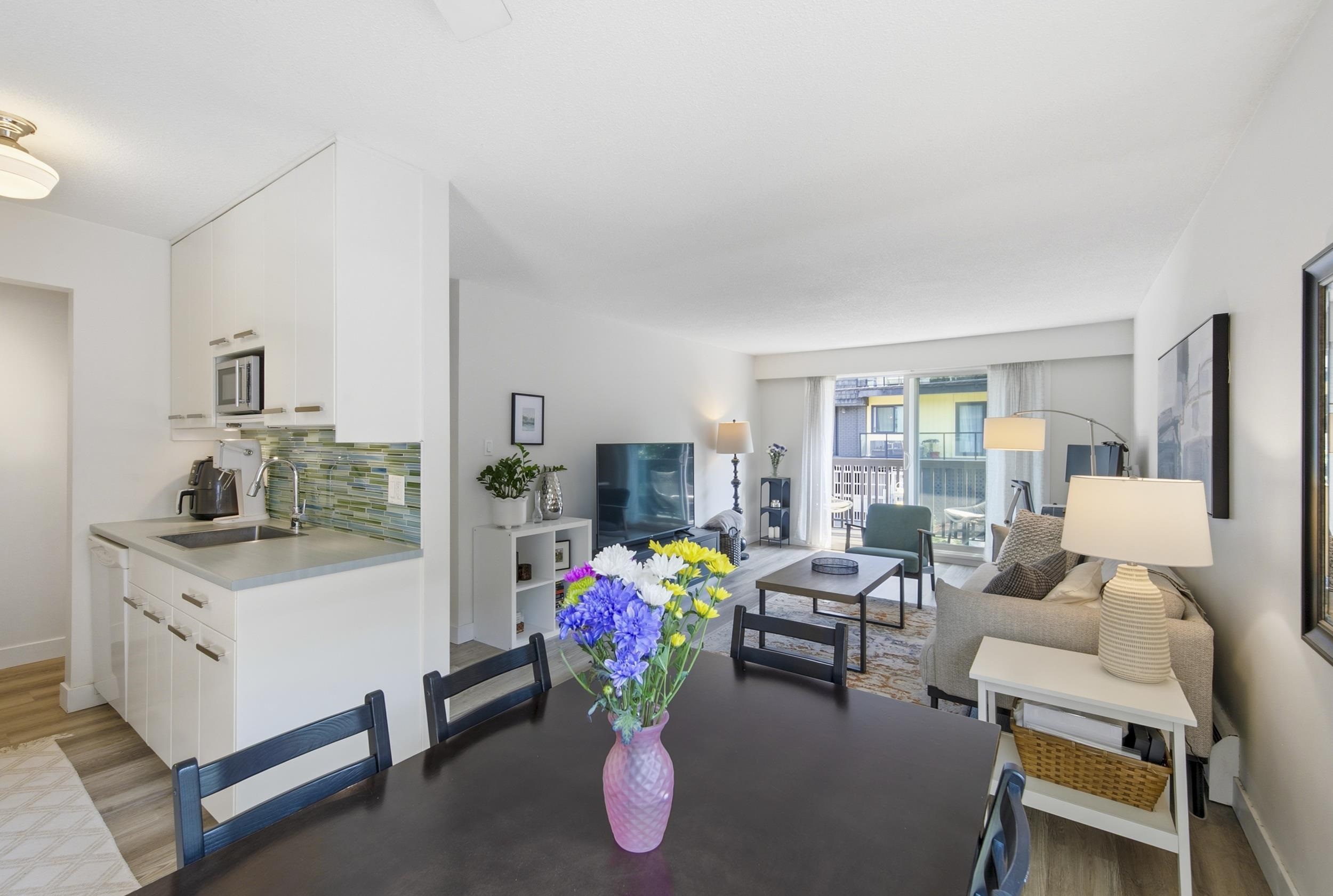203 270 3rd Street - MLS&reg; # R3163553
