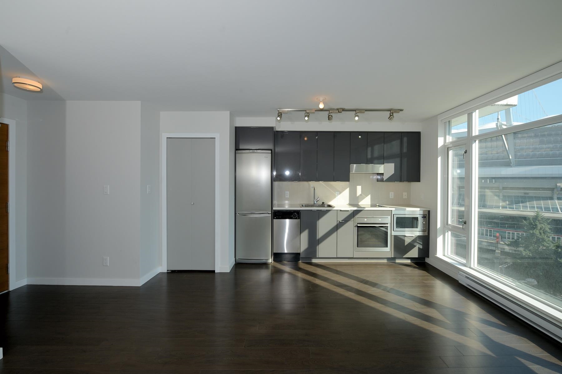 705 161 Georgia Street - MLS&reg; # R3163577