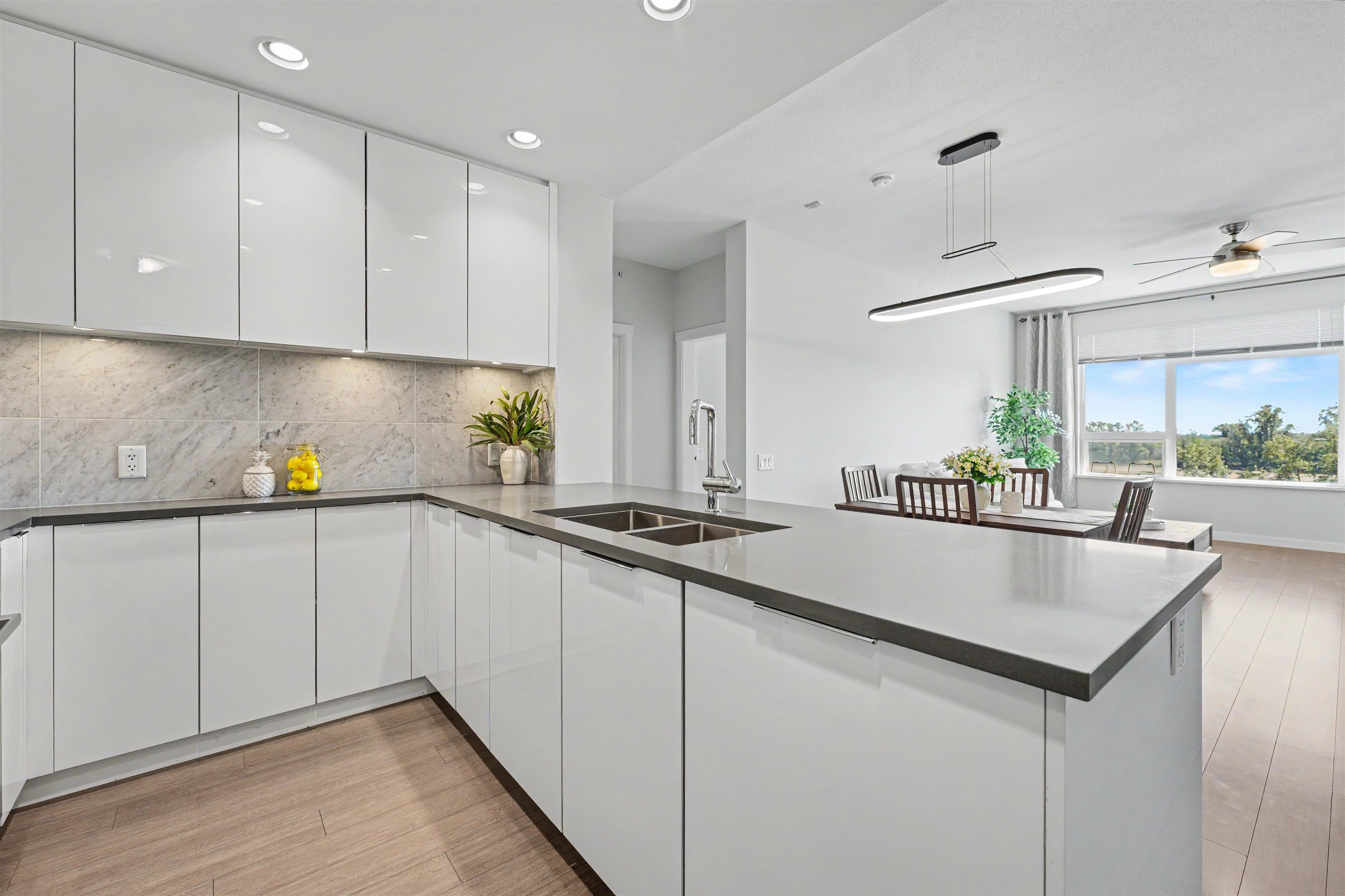 604 3289 Riverwalk Avenue - MLS&reg; # R3164184