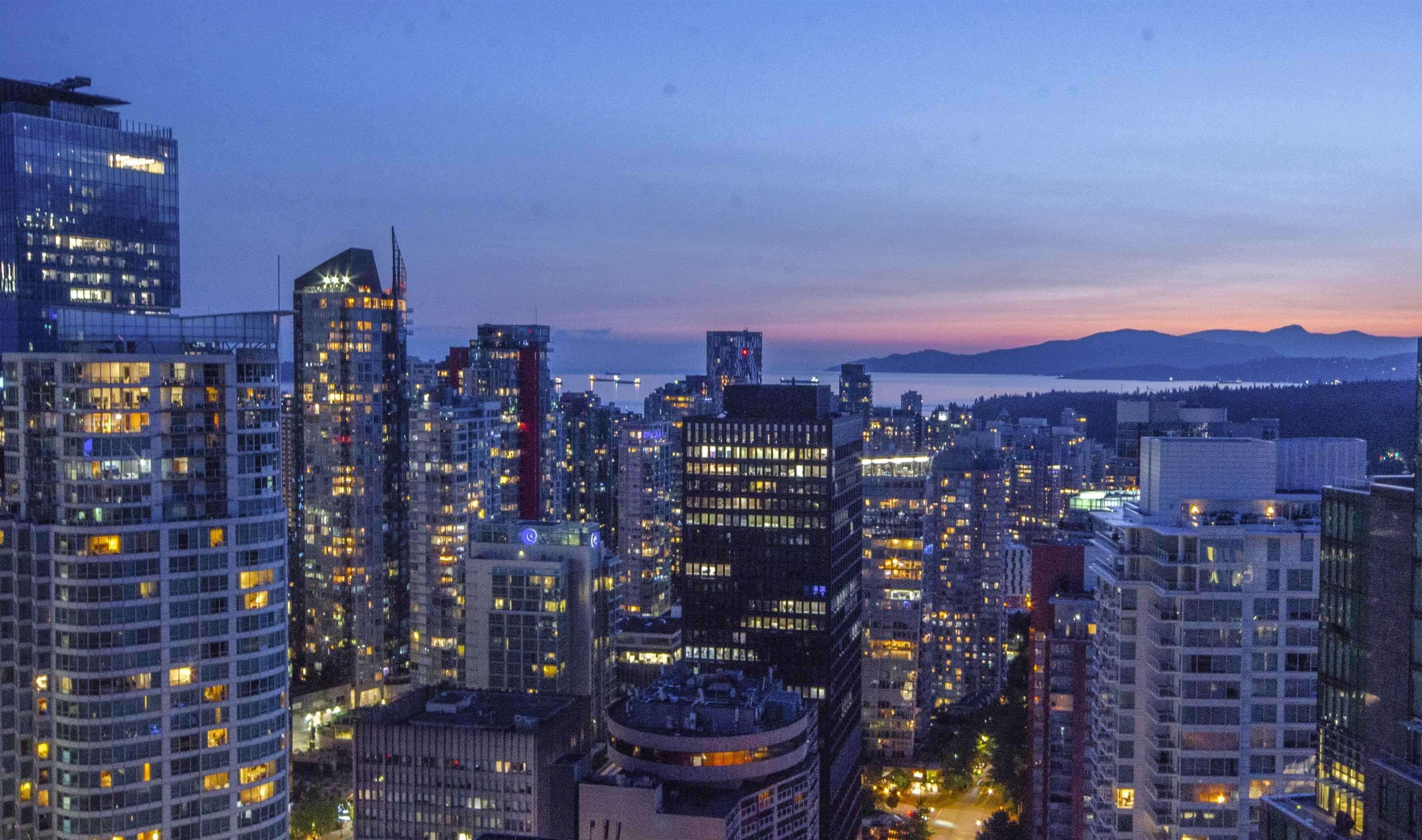 340X 1077 Cordova Street - MLS&reg; # R3164286