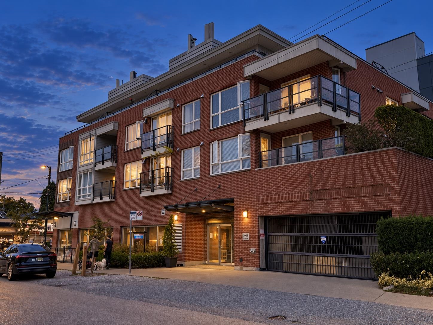 201 2008 Bayswater Street - MLS&reg; # R3164525