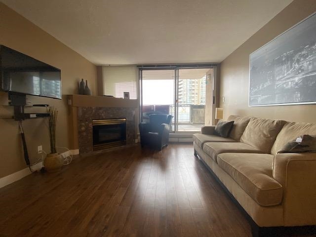 710 555 Abbott  - MLS&reg; # R3164633