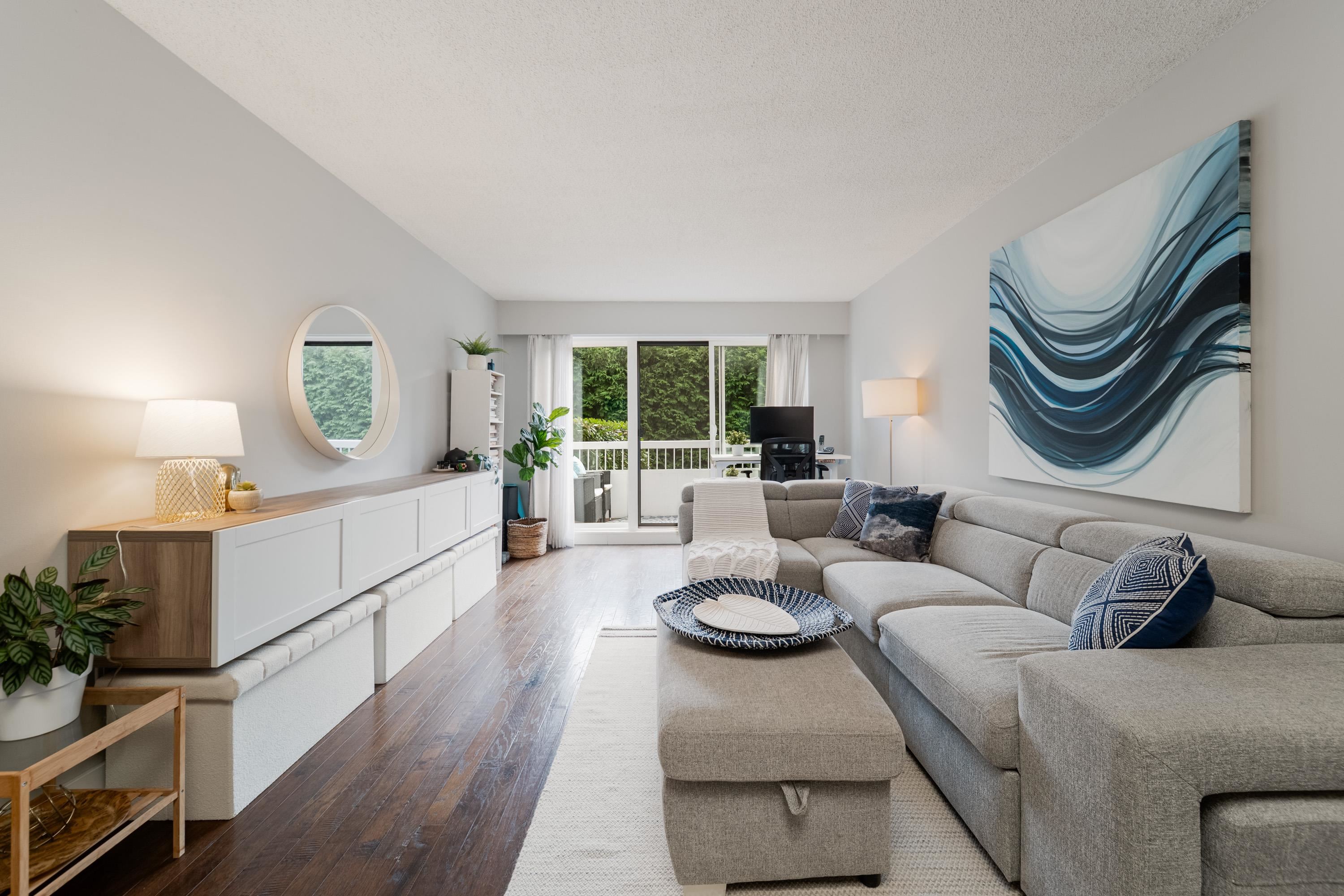 303 2450 Cornwall Avenue - MLS&reg; # R3164838