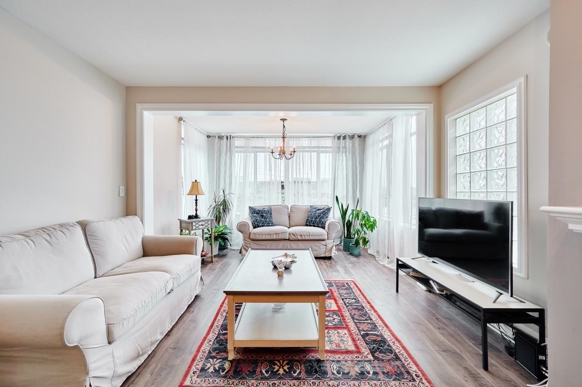307 855 16th Street - MLS&reg; # R3165092