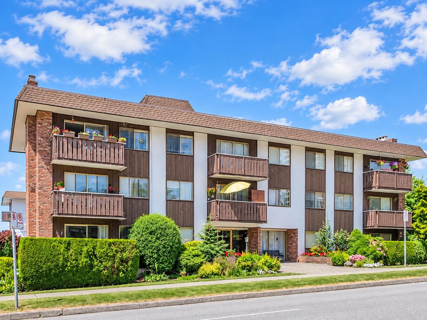 202 1345 Chesterfield Avenue - MLS&reg; # R3165487