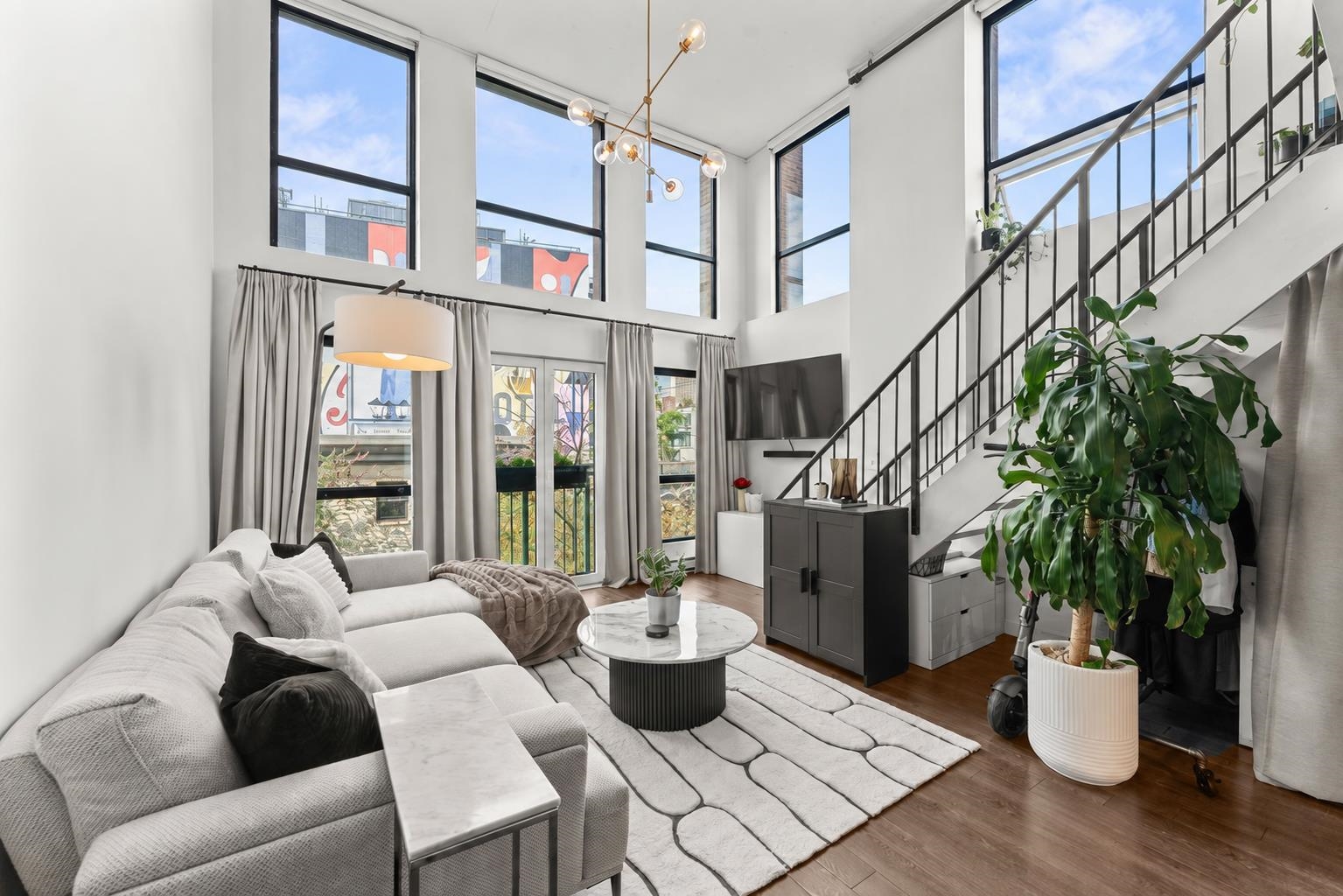 401 1 Cordova Street - MLS&reg; # R3165810