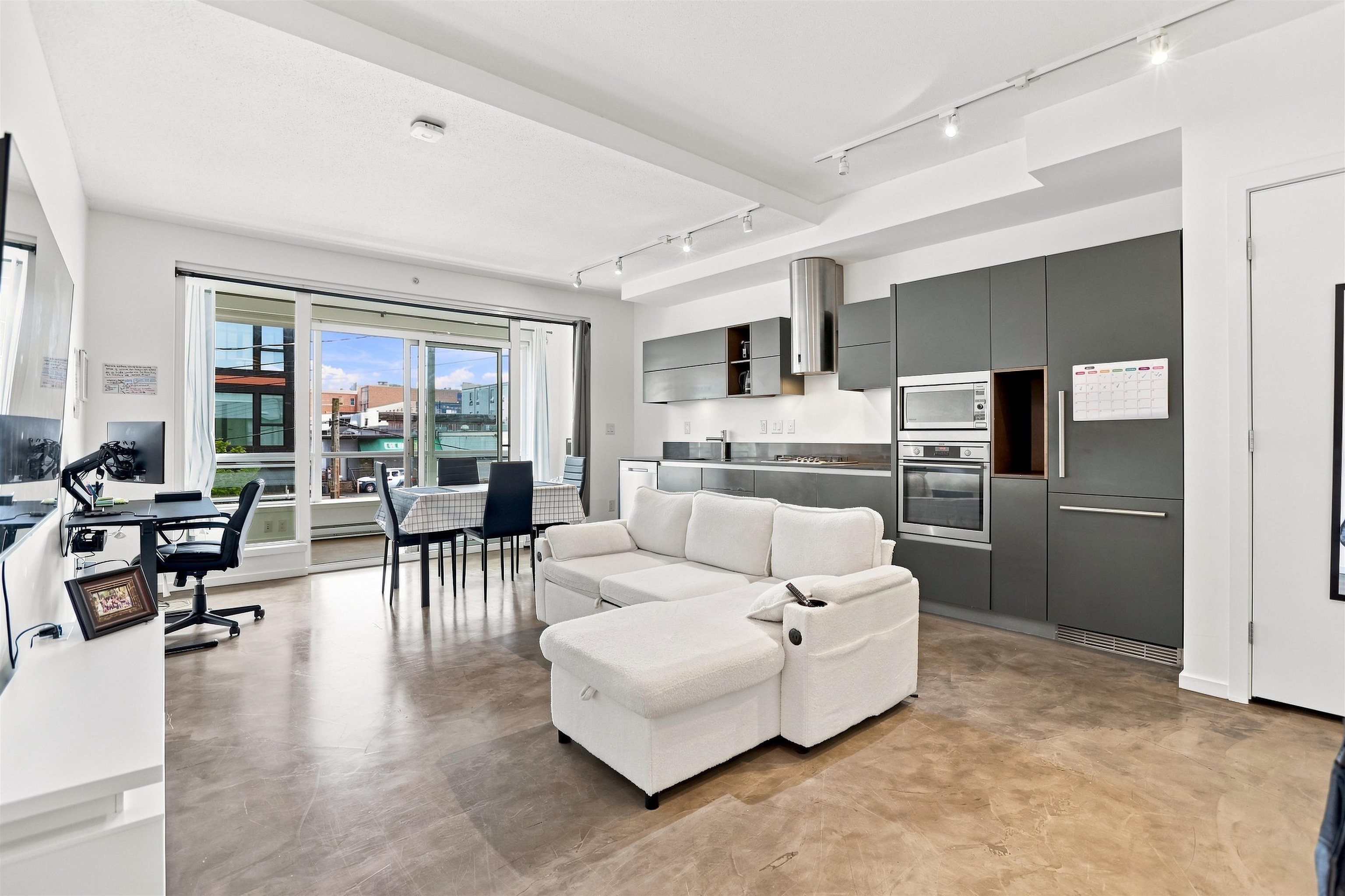 209 133 8th Avenue - MLS&reg; # R3165918