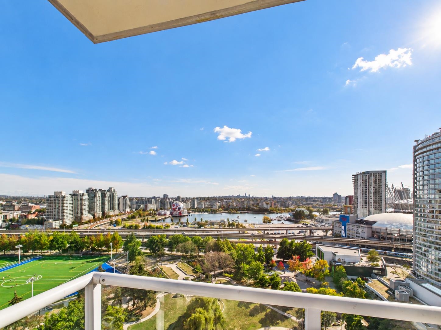 2208 550 Taylor Street - MLS&reg; # R3166263
