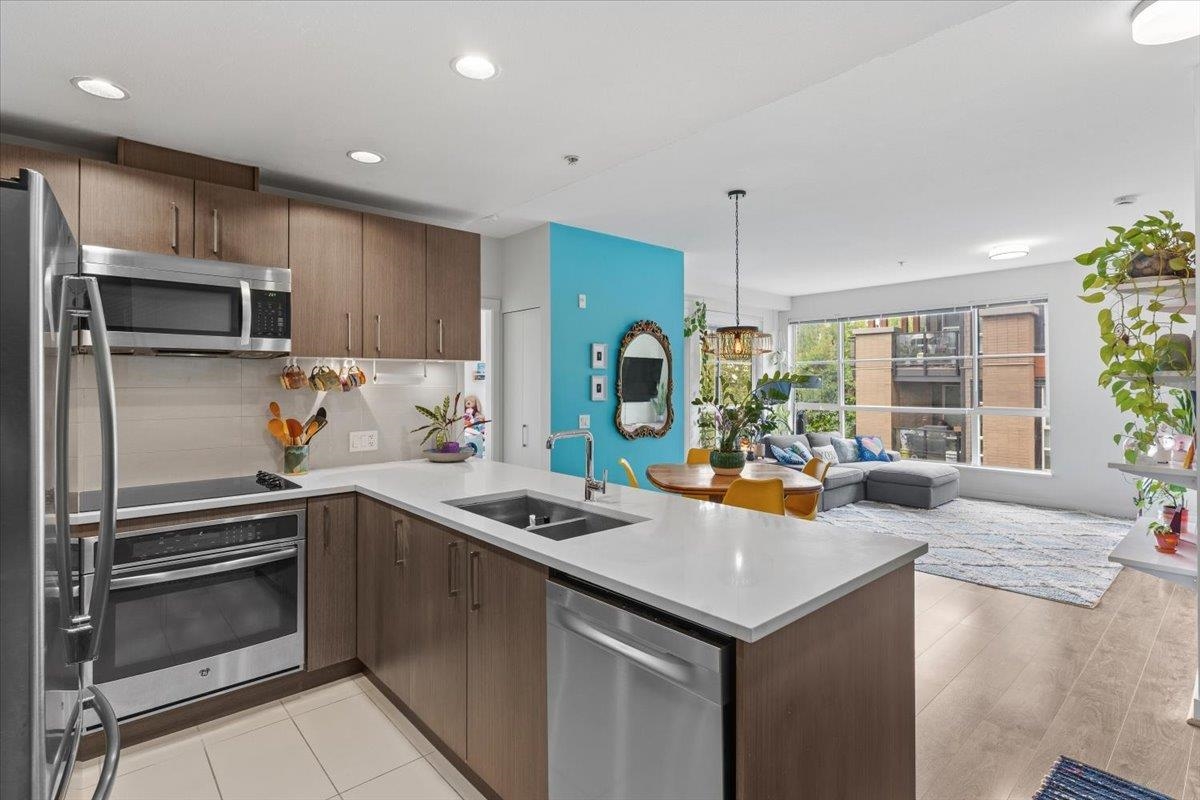 313 5981 Gray Avenue - MLS&reg; # R3166551