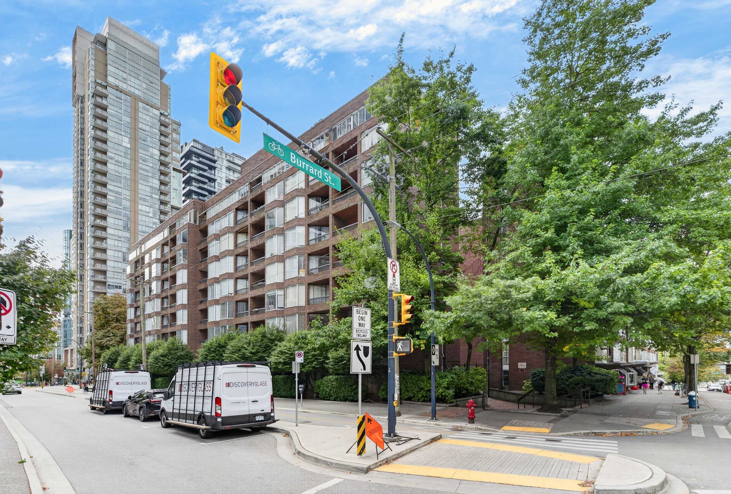 313 950 Drake Street - MLS&reg; # R3166563