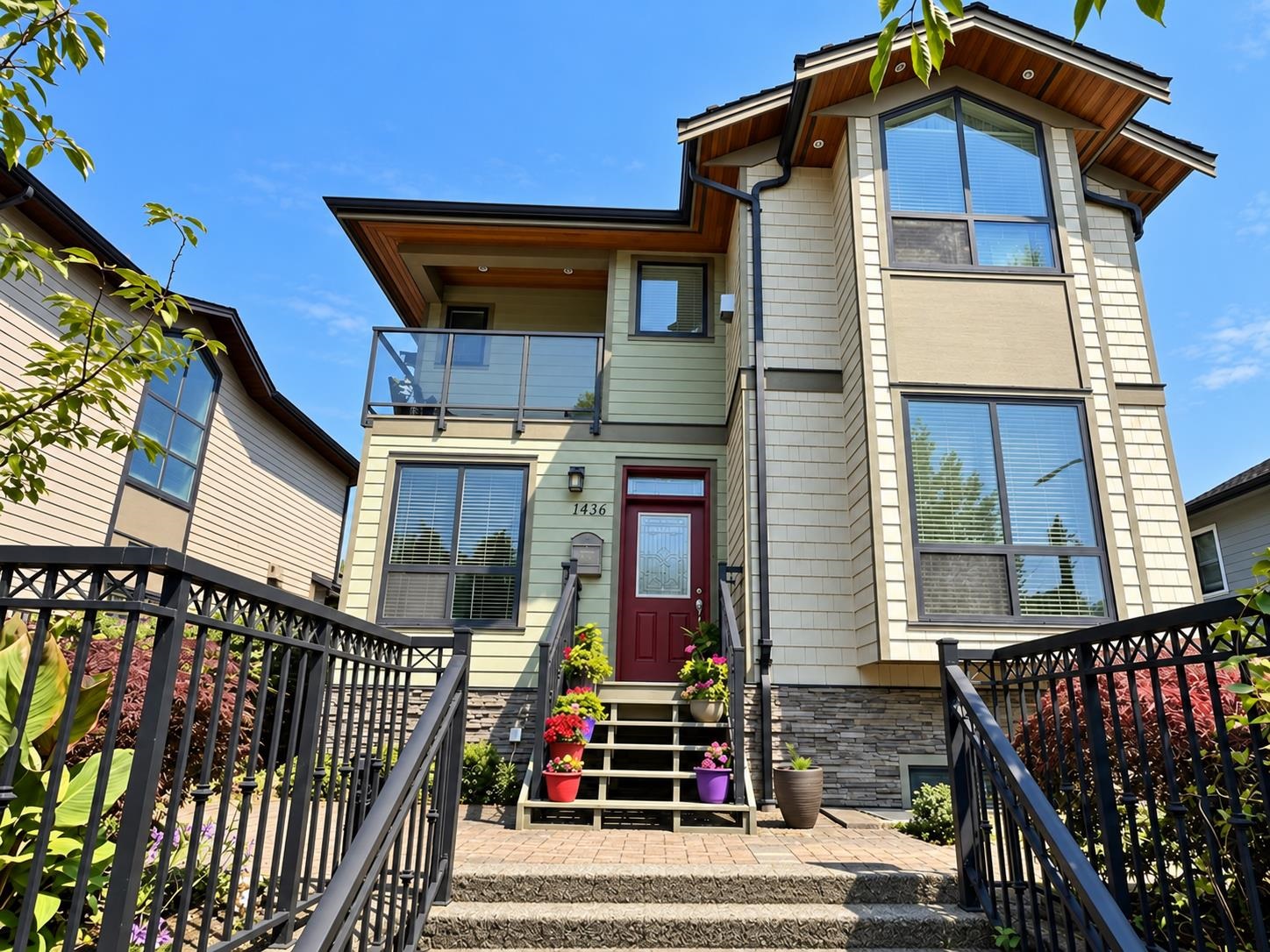  1436 Bewicke Avenue - MLS&reg; # R3166658