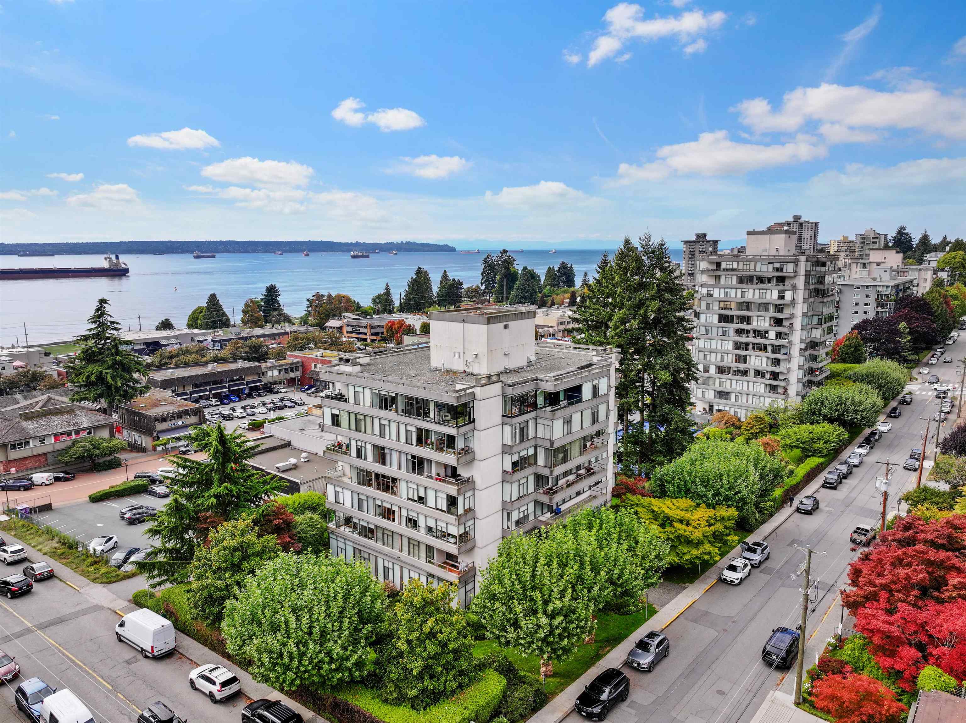 114 1420 Duchess Avenue - MLS&reg; # R3166972