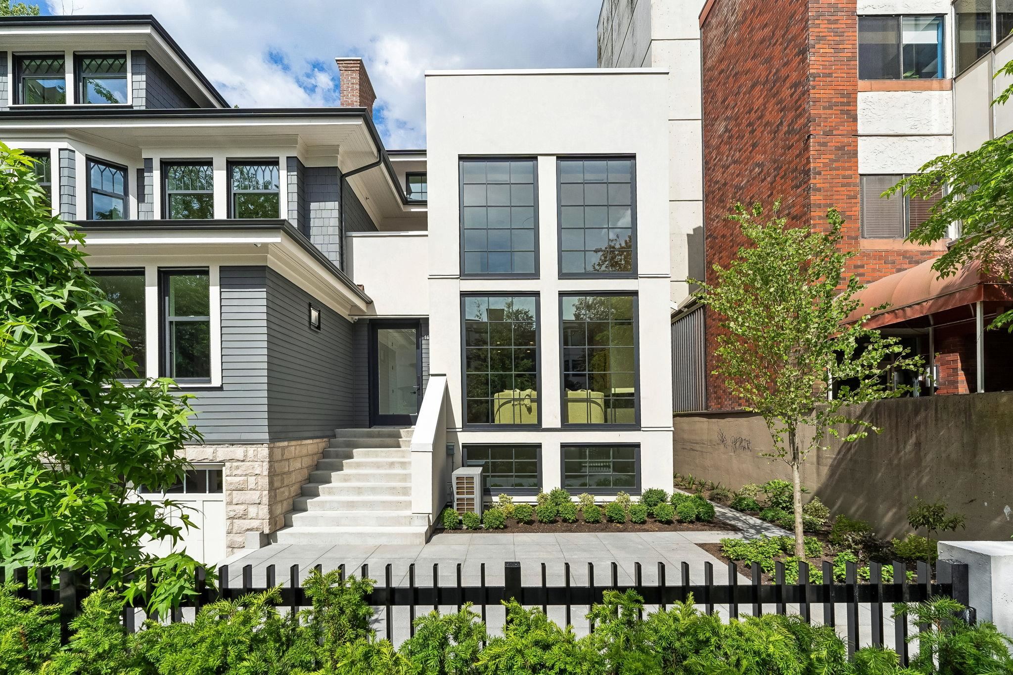  1683 Nelson Street - MLS&reg; # R3167708