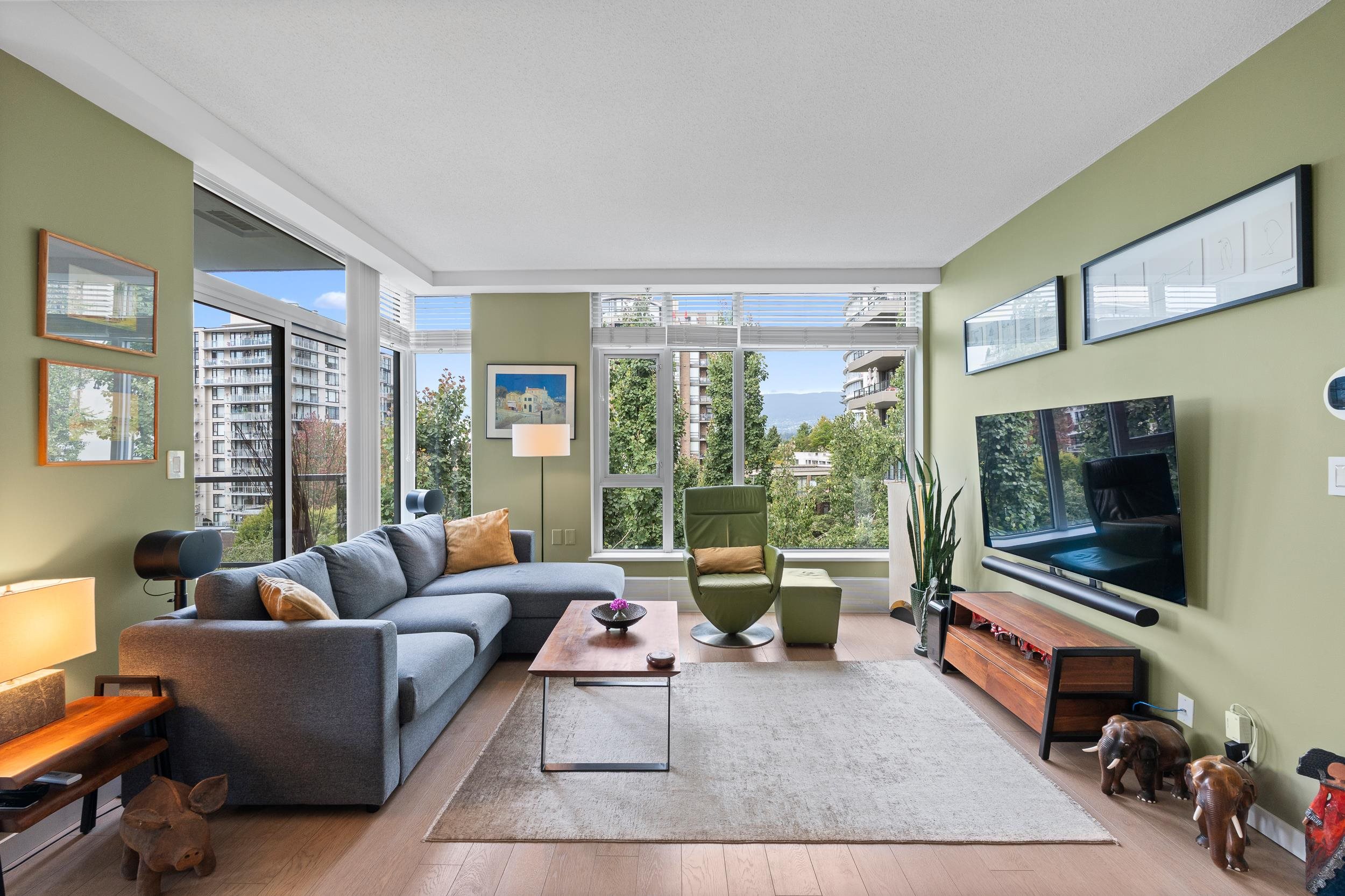 308 135 2nd Street - MLS&reg; # R3167764