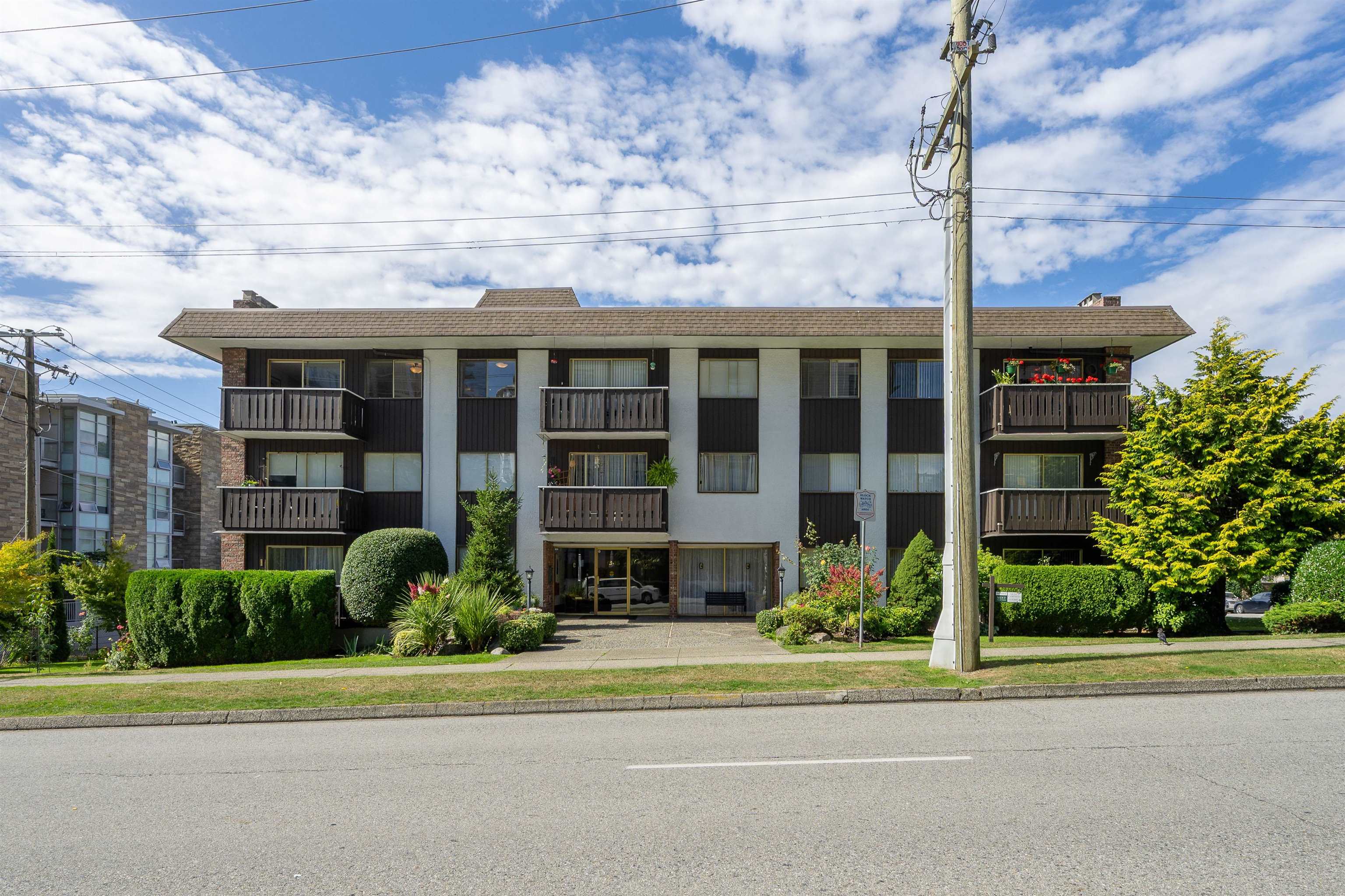 302 1345 Chesterfield Avenue - MLS&reg; # R3168251