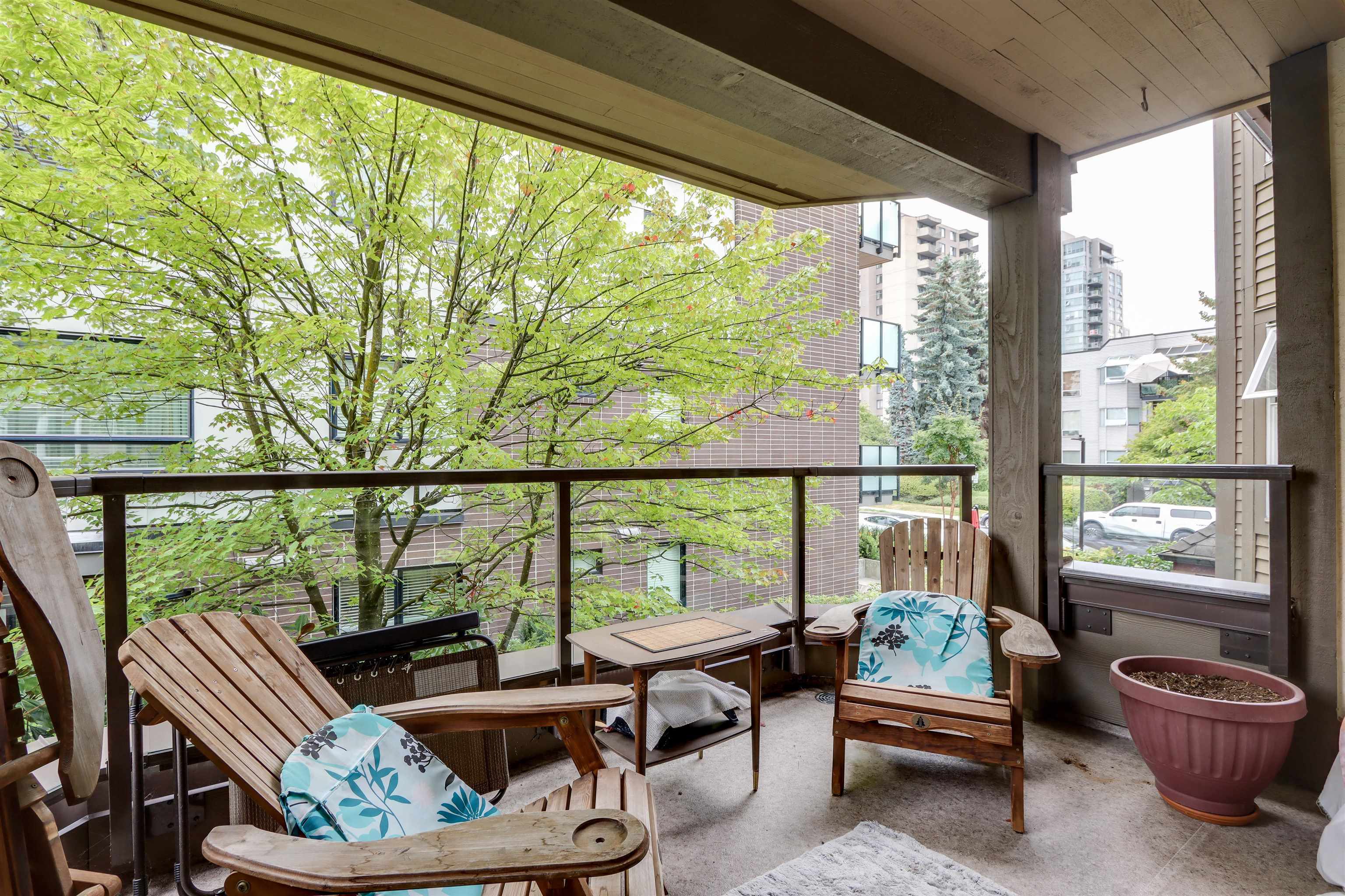 205 1535 Chesterfield Avenue - MLS&reg; # R3168622