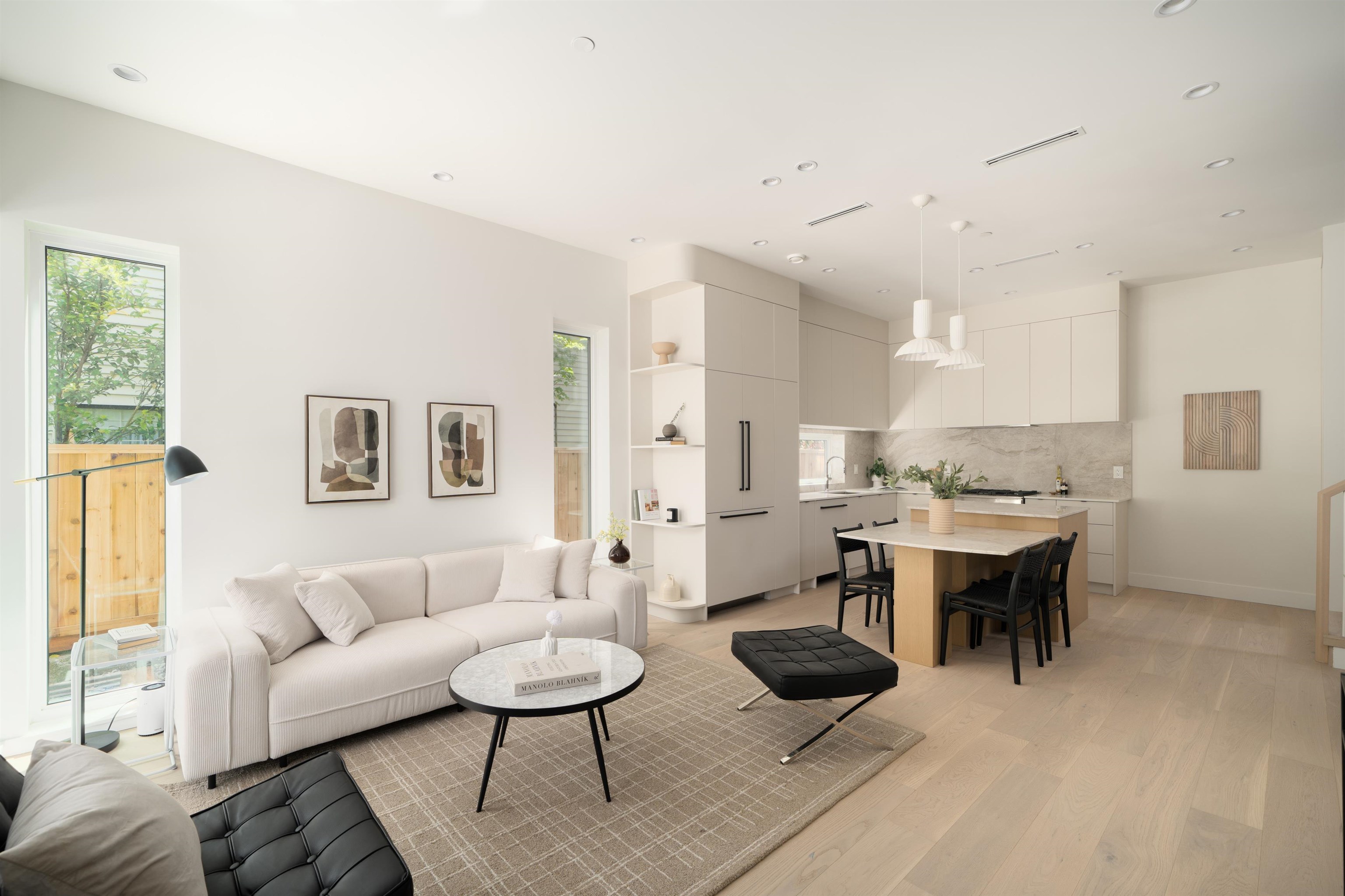 1 4161 Windsor Street - MLS&reg; # R3168758