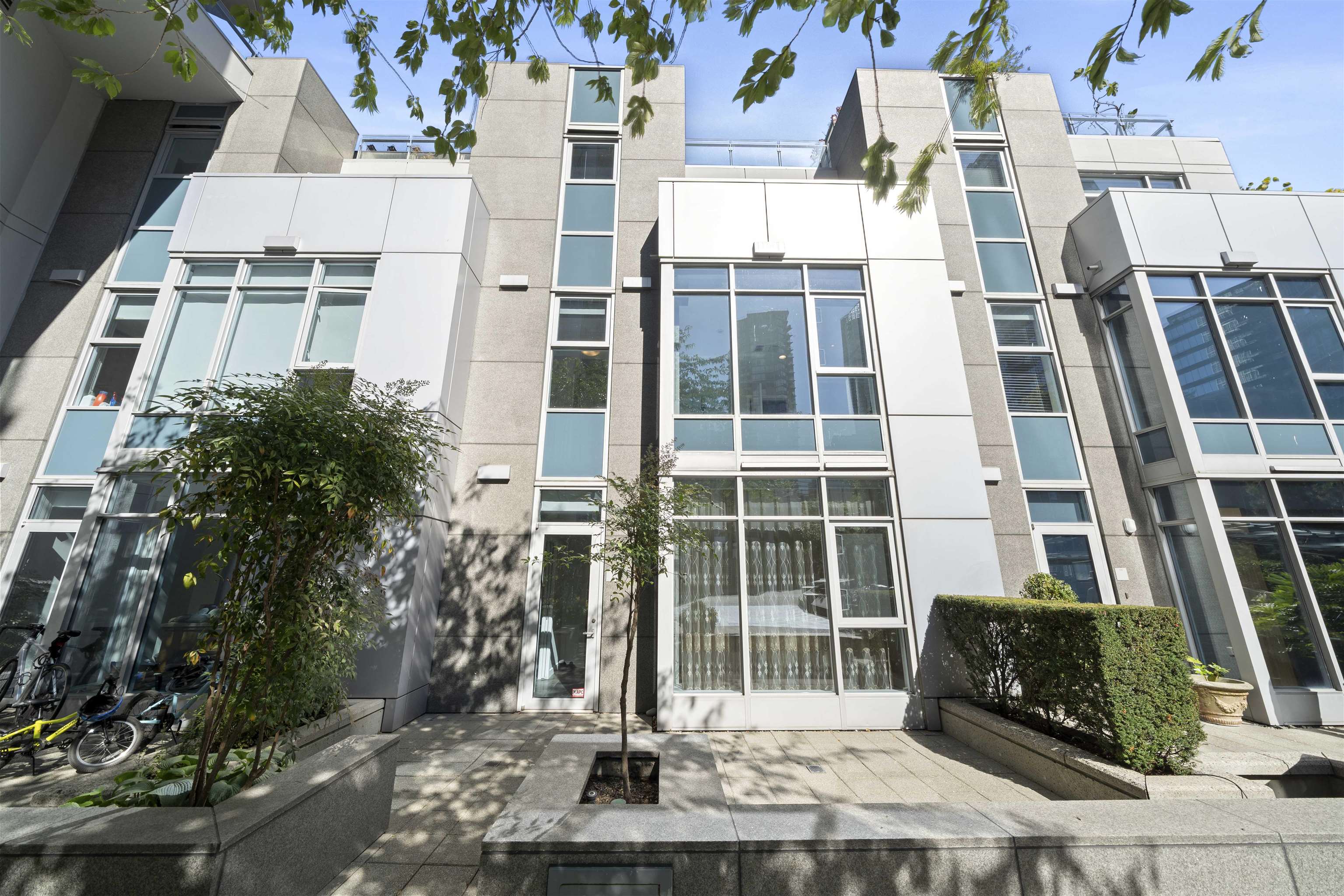TH19 1281 W Cordova Street - MLS&reg; # R3168832