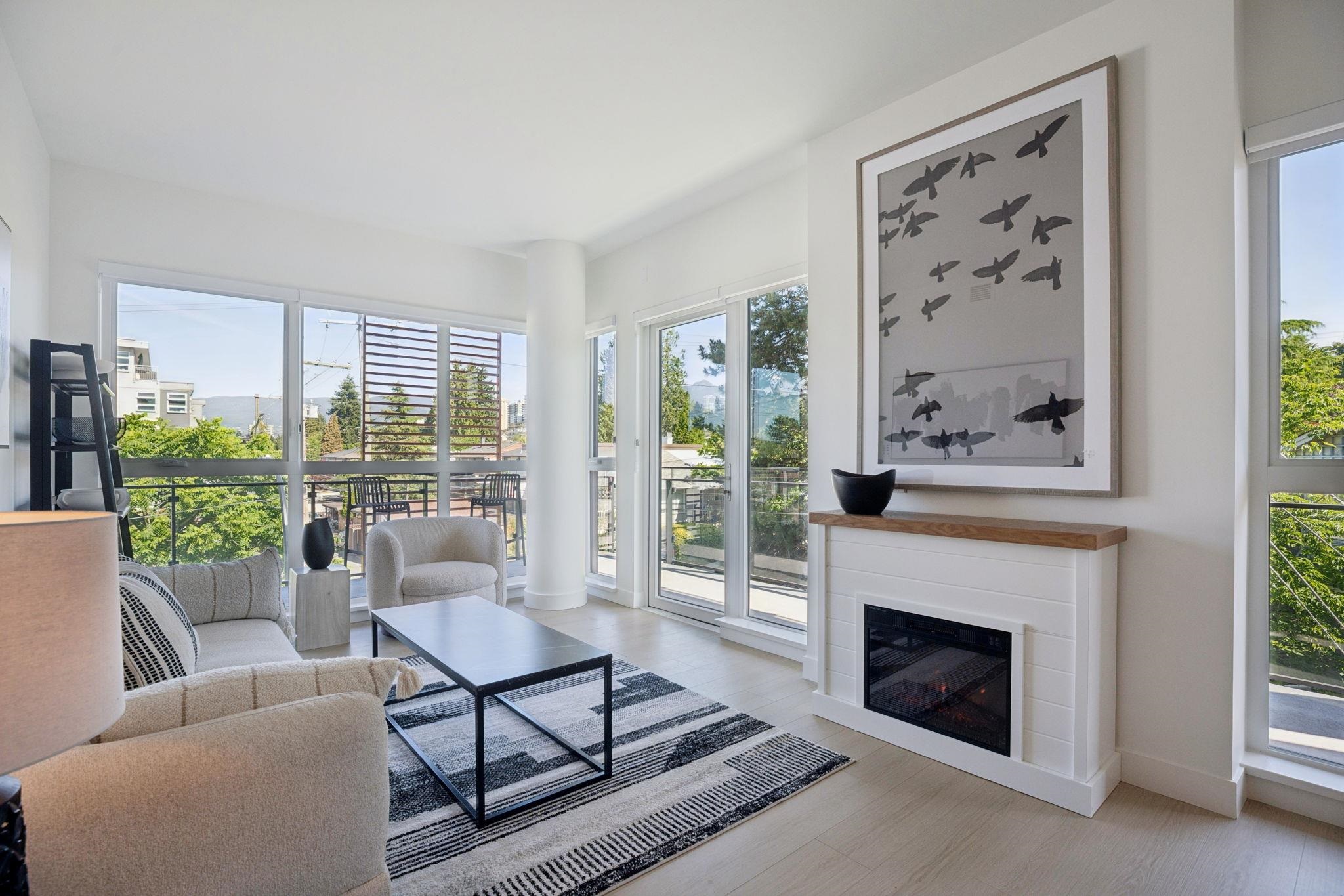 321 422 3rd Street - MLS&reg; # R3168975