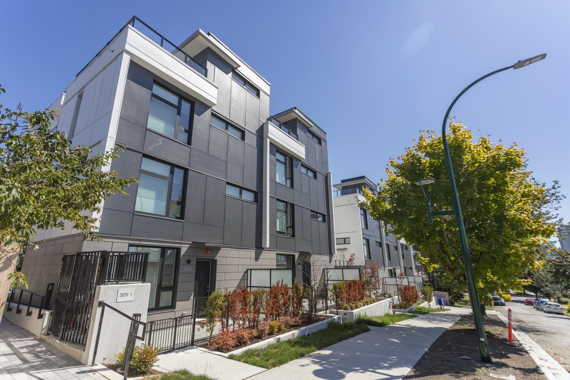  3249 Clive Avenue - MLS&reg; # R3169210