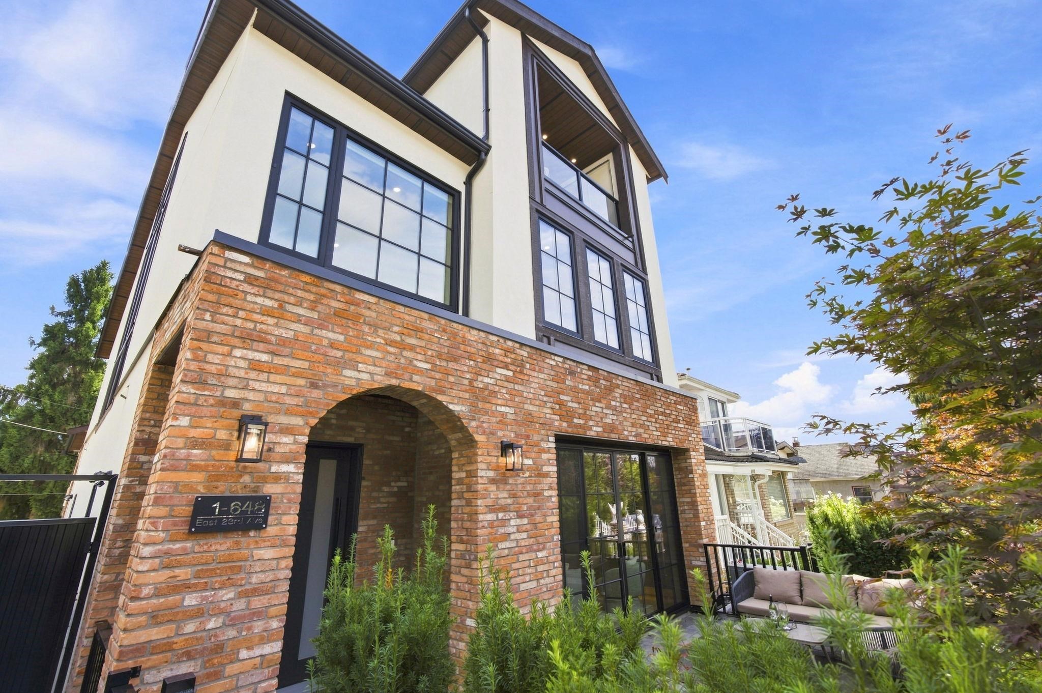 2 648 E 23rd Avenue - MLS&reg; # R3169612
