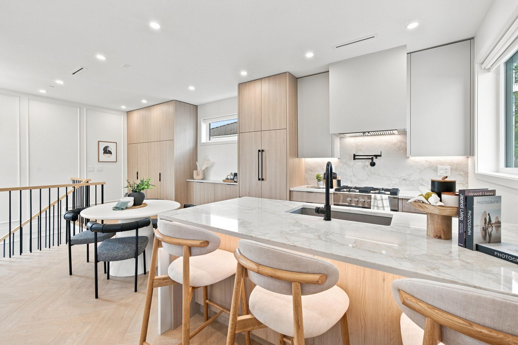  646 E 23rd Avenue - MLS&reg; # R3169614