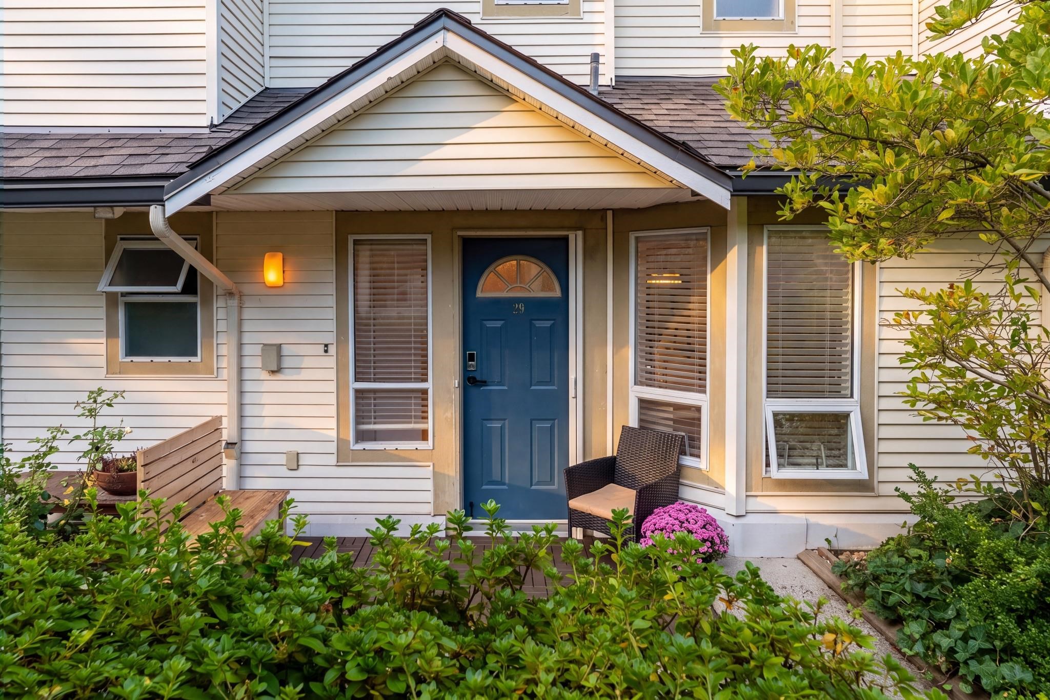 29 4311 Sophia Street - MLS&reg; # R3170381