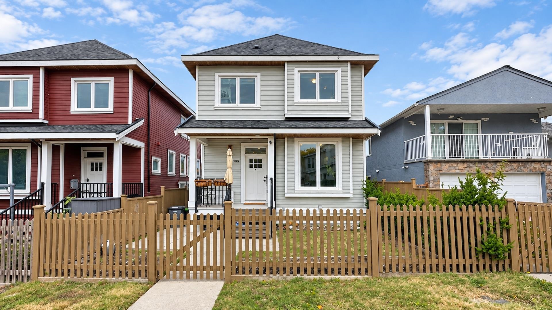 4985 Moss Street - MLS&reg; # R3170482
