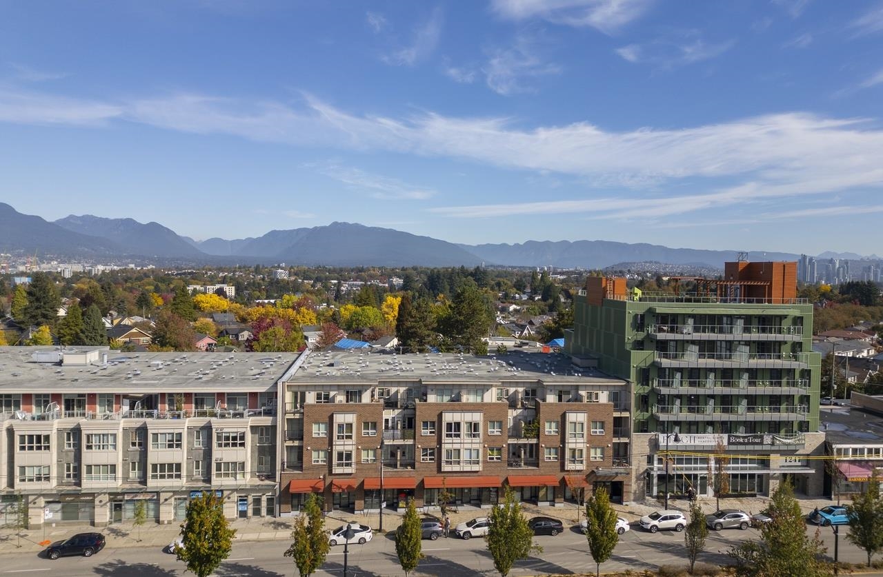 PH7 1239 Kingsway  - MLS&reg; # R3170692