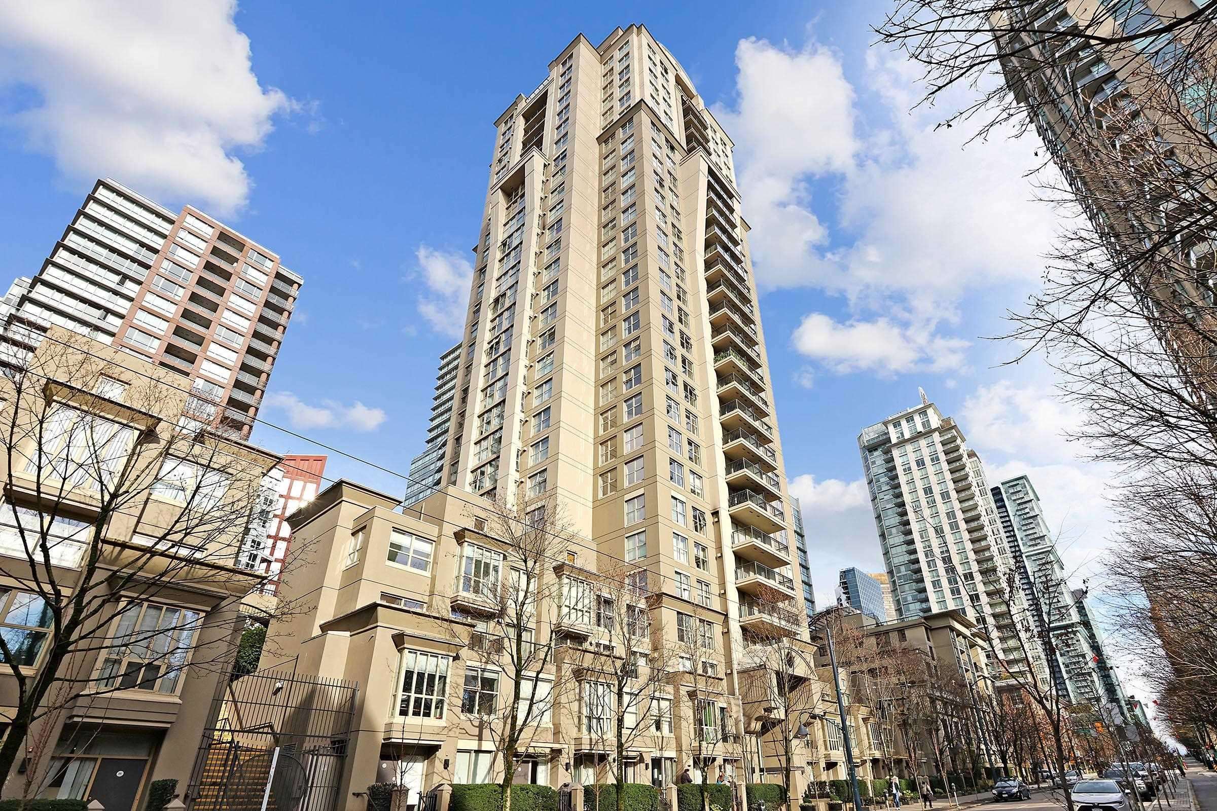 2001 969 Richards Street - MLS&reg; # R3172635