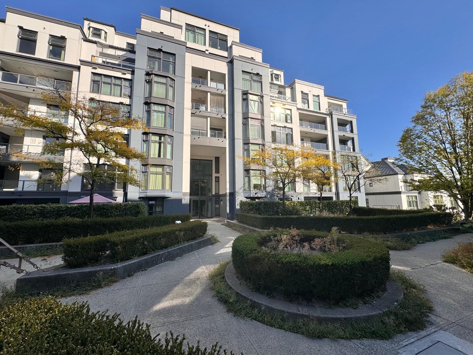 800 2528 Broadway  - MLS&reg; # R3172891