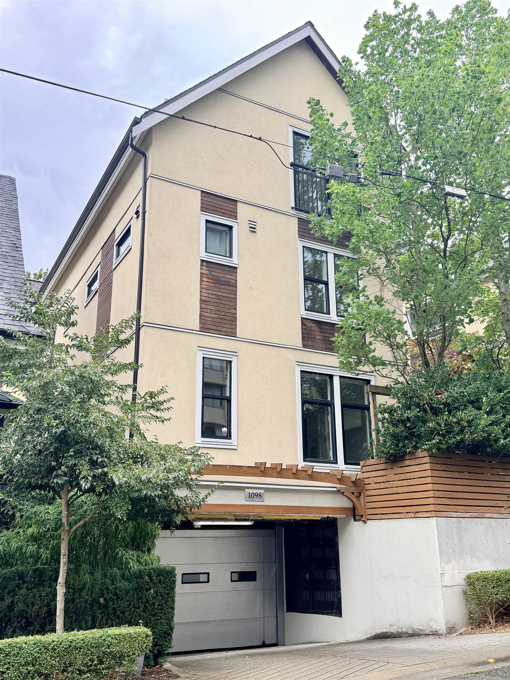  1080 Nicola Street - MLS&reg; # R3173067