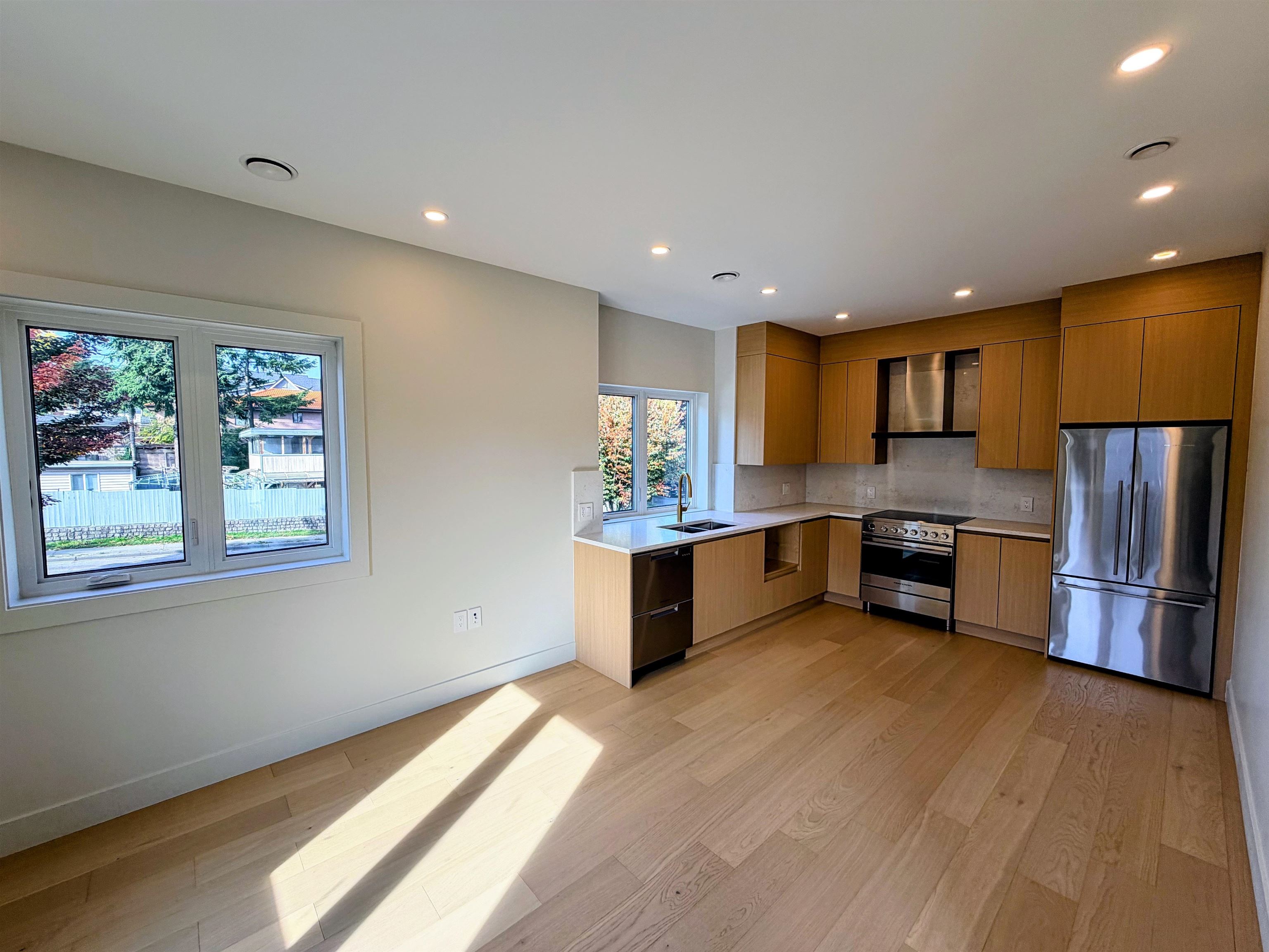  3430 Knight Street - MLS&reg; # R3173600