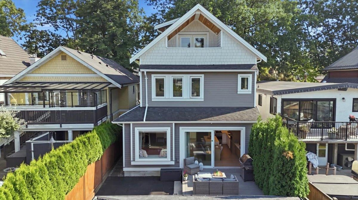  2137 2nd Avenue - MLS&reg; # R3173723