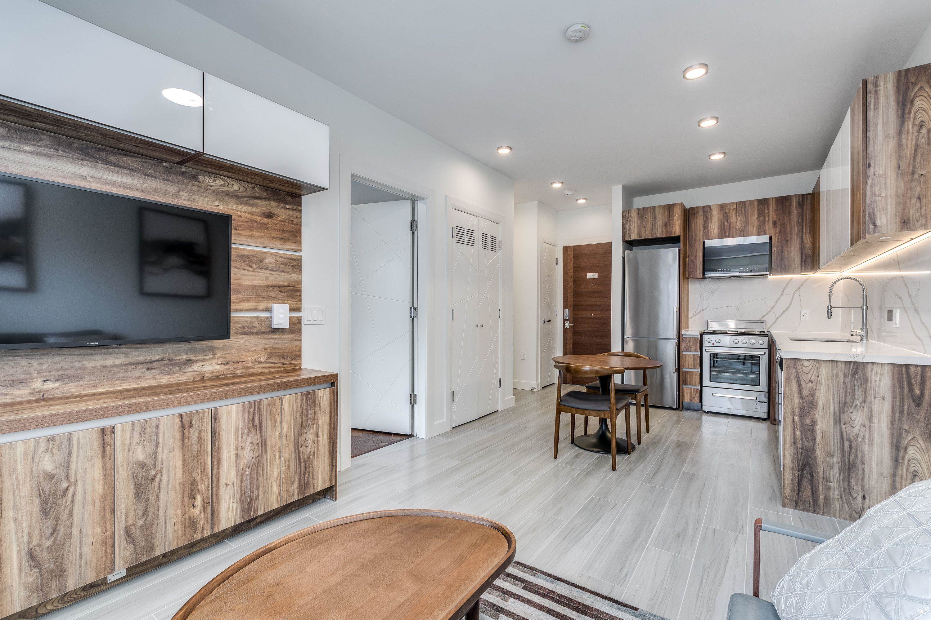 303 1168 Pendrell Street  - MLS&reg; # R3174197