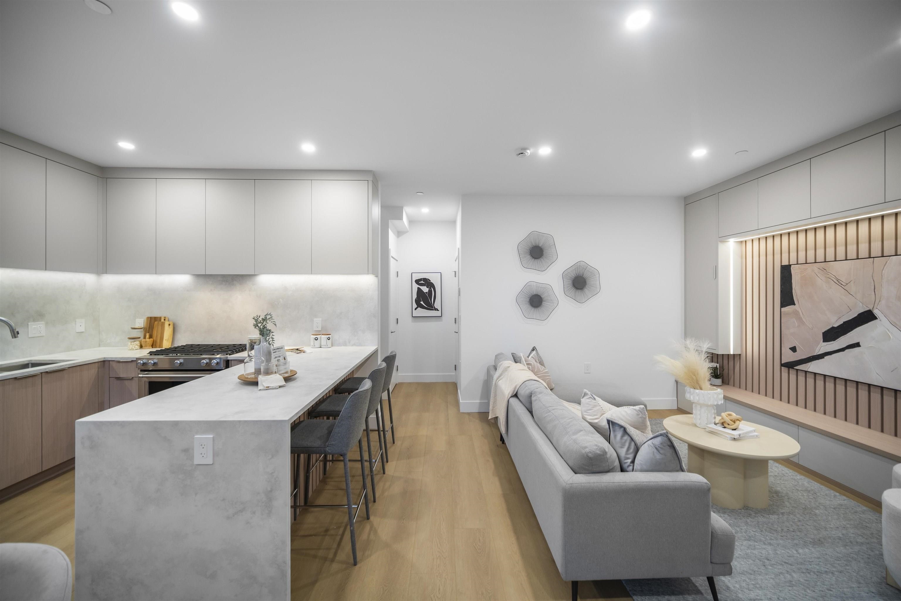 1 3623 Triumph Street - MLS&reg; # R3174626