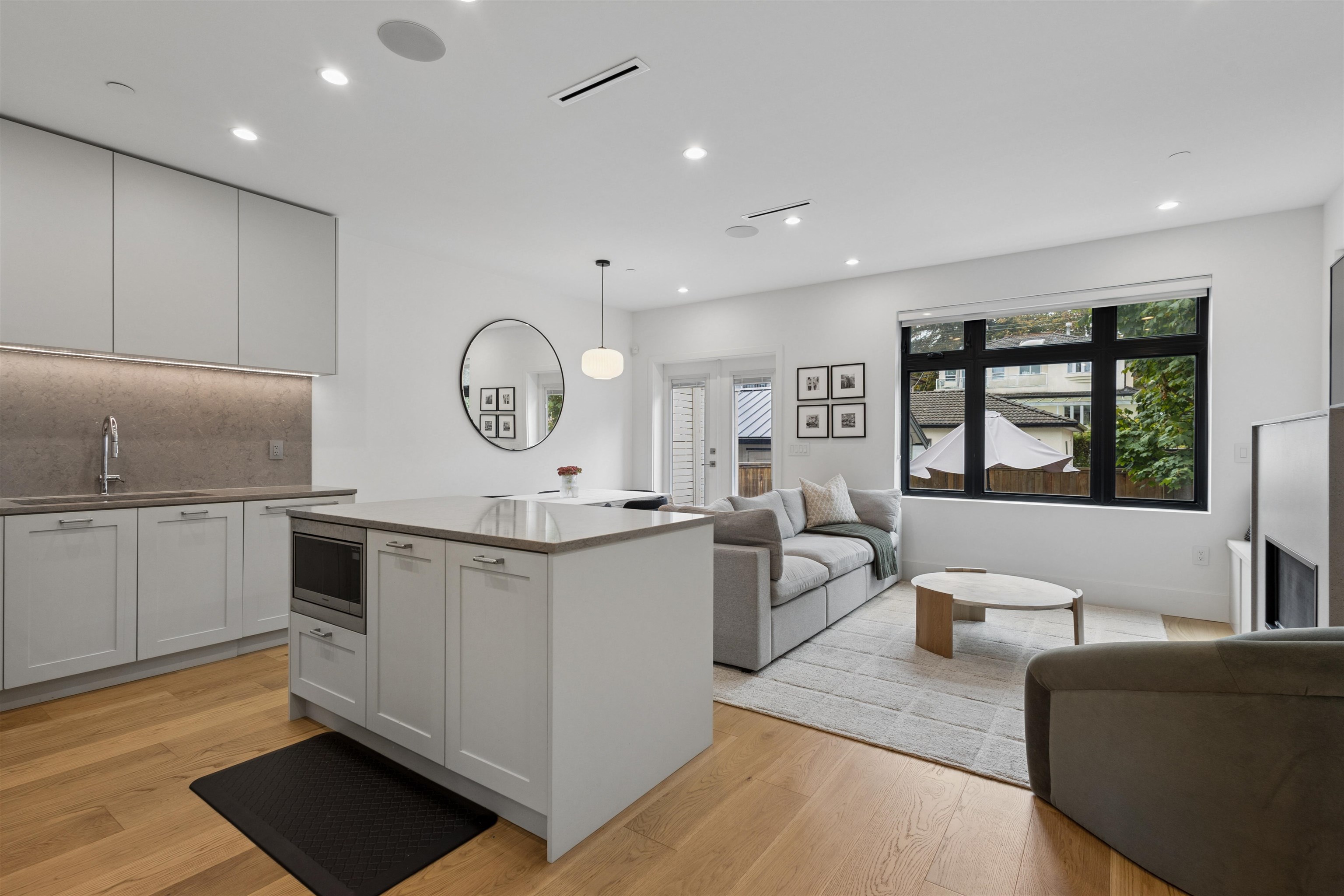  1014 16th Avenue - MLS&reg; # R3175001