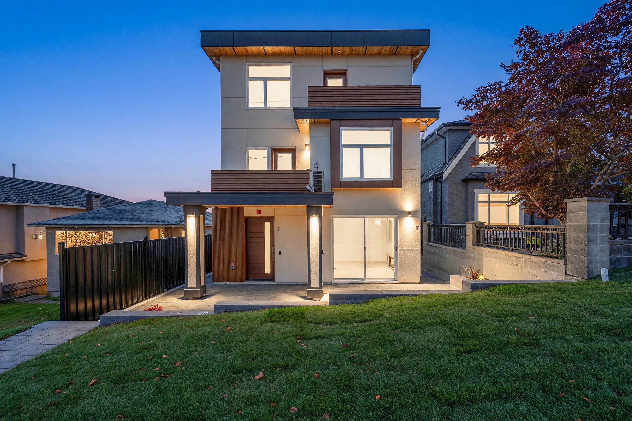 1 3034 5th Avenue - MLS&reg; # R3175133