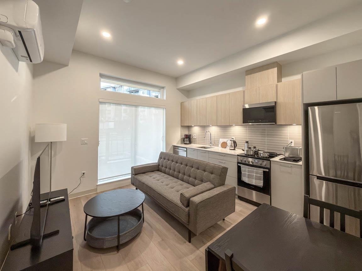 101 1529 Oxford  - MLS&reg; # R3175579