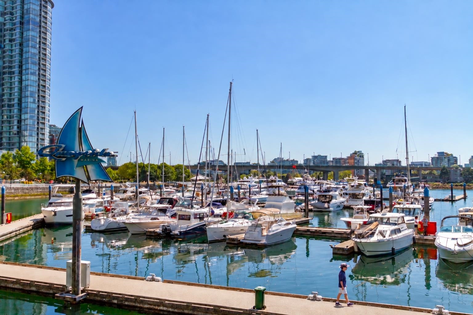 302 1228 Marinaside Crescent - MLS&reg; # R3176302